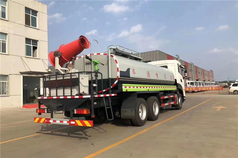 東風(fēng)天龍后八輪20噸噴霧車，國(guó)六綠化噴灑車